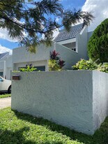 1833 NW 12th Ave in Fort Lauderdale, FL - Building Photo