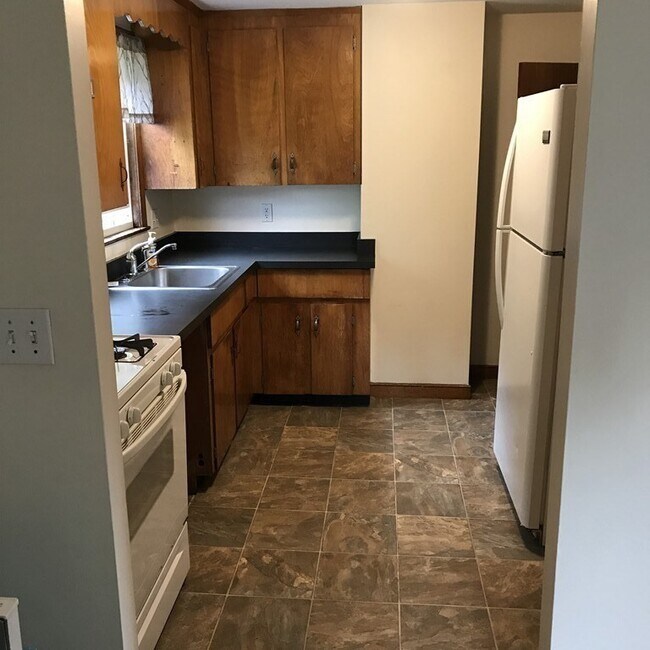 50 Walnut St in Natick, MA - Building Photo - Building Photo