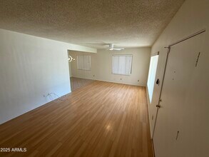 7035 N 11th Pl in Phoenix, AZ - Building Photo - Building Photo