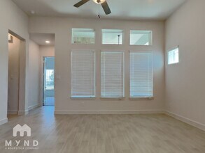 15170 London Gavroche Ln in Conroe, TX - Building Photo - Building Photo