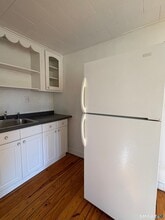 10 High St in Deep River, CT - Building Photo - Building Photo