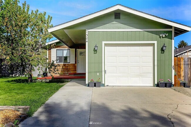 1304 N Cora St in Ellensburg, WA - Building Photo - Building Photo