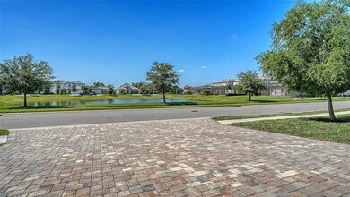 16905 Sweetwater Village Dr in Bradenton, FL - Building Photo - Building Photo