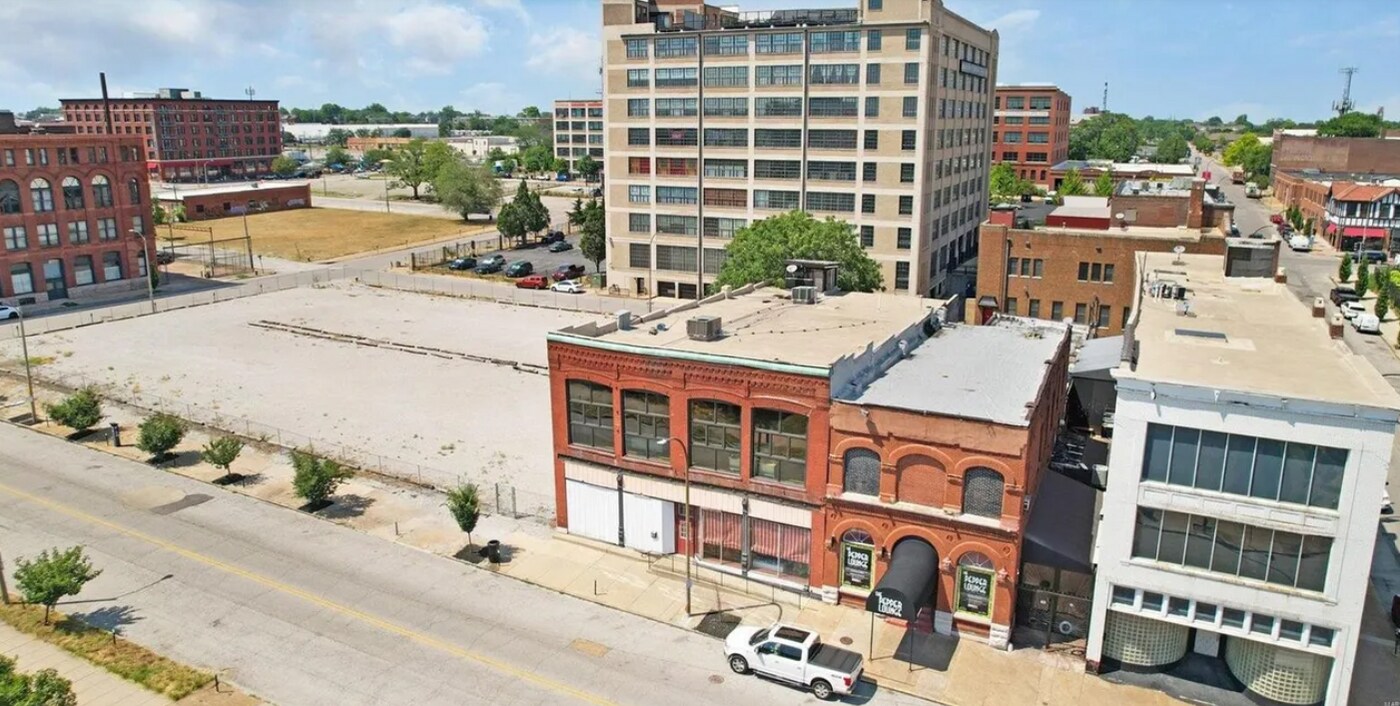 2007 Locust St in St. Louis, MO - Building Photo