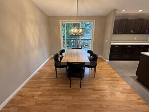 14004 81st Ave NE in Kirkland, WA - Building Photo - Building Photo