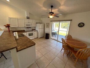 3581 Cape Haze Dr in Rotonda West, FL - Building Photo - Building Photo