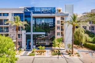 Ten01 in Tempe, AZ - Building Photo
