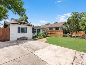 1207 Archer St in Houston, TX - Building Photo - Building Photo