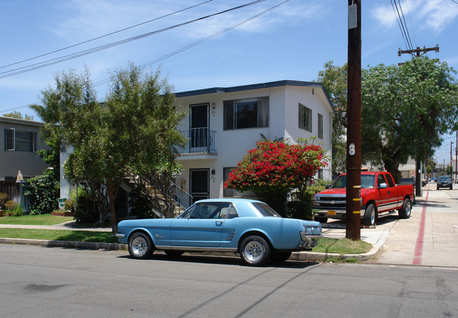 811 9th St in Coronado, CA - Building Photo - Building Photo