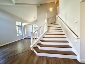 30219 Corte Cantera in Temecula, CA - Foto de edificio - Building Photo