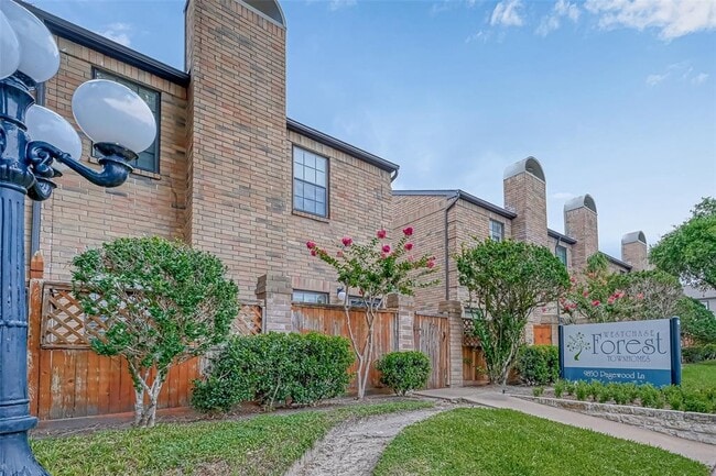 property at 9850 Pagewood Ln