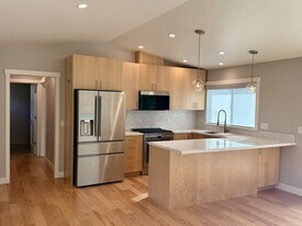 1665 Laurel Ave in Solvang, CA - Building Photo
