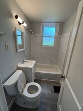 946 Sells Ave in Columbus, OH - Building Photo - Building Photo