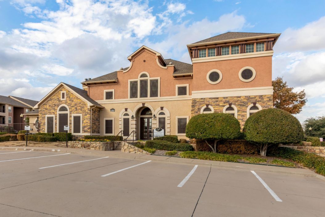 Providence at Marine Creek Apartment Homes in Fort Worth, TX - Building Photo