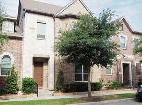 4129 S Broadway Ave in Flower Mound, TX - Building Photo