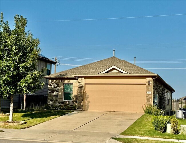 305 Rusk Bluff Ave in Leander, TX - Building Photo - Building Photo
