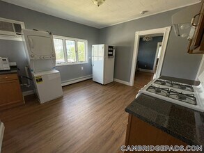 7 Bristol St in Cambridge, MA - Building Photo - Building Photo