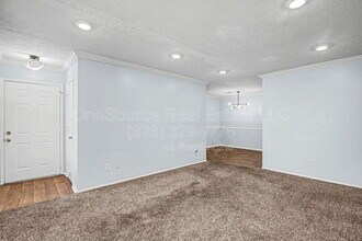 1603 Augusta Dr in Marietta, GA - Building Photo - Building Photo