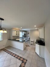 169 S Plaisted Ave in Hauppauge, NY - Foto de edificio - Building Photo