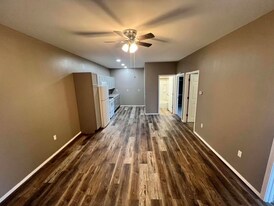 111-113 IN-550 in Wheatland, IN - Building Photo