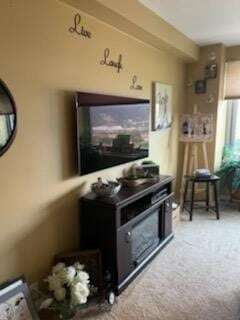 320 Fort Duquesne Blvd, Unit 12O in Pittsburgh, PA - Foto de edificio - Building Photo