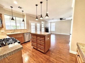 1106 Briargate Dr in Austin, TX - Building Photo - Building Photo