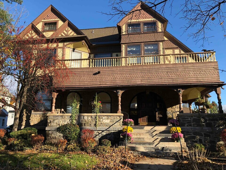 115 Union Ave-Unit -R208 in Saratoga Springs, NY - Building Photo