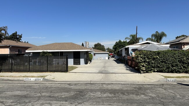 8735 Olympic Blvd in Pico Rivera, CA - Building Photo - Building Photo