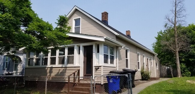 7108 Hague Ave in Cleveland, OH - Building Photo - Building Photo