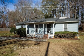 8206 Saucalito Ct in Charlotte, NC - Foto de edificio - Building Photo