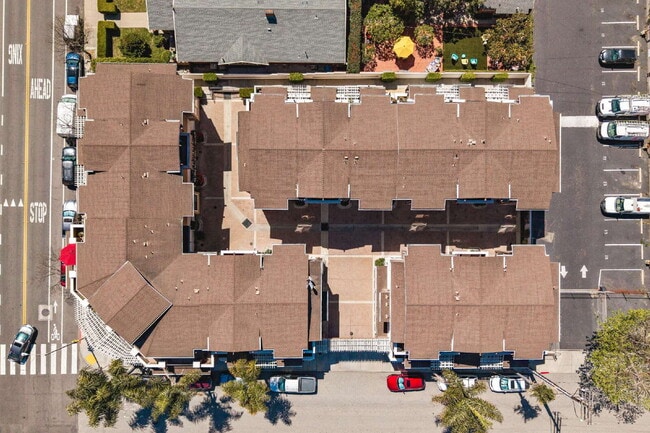 property at 789 E Santa Clara St