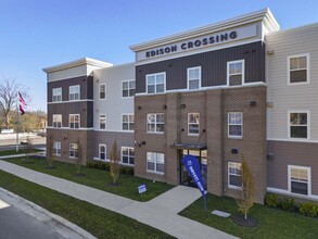 Edison Crossing LP in Mount Clemens, MI - Building Photo - Building Photo