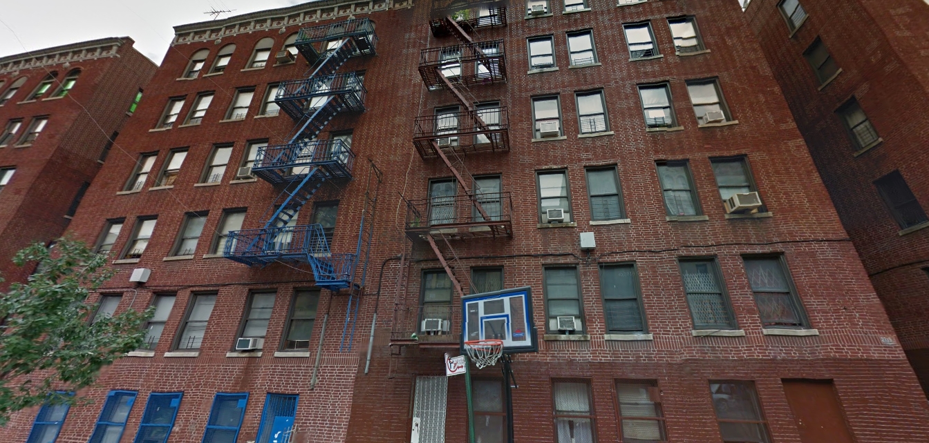 2719 Morris Ave in Bronx, NY - Foto de edificio