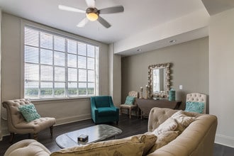 The Lofts At First National in Vicksburg, MS - Building Photo - Building Photo
