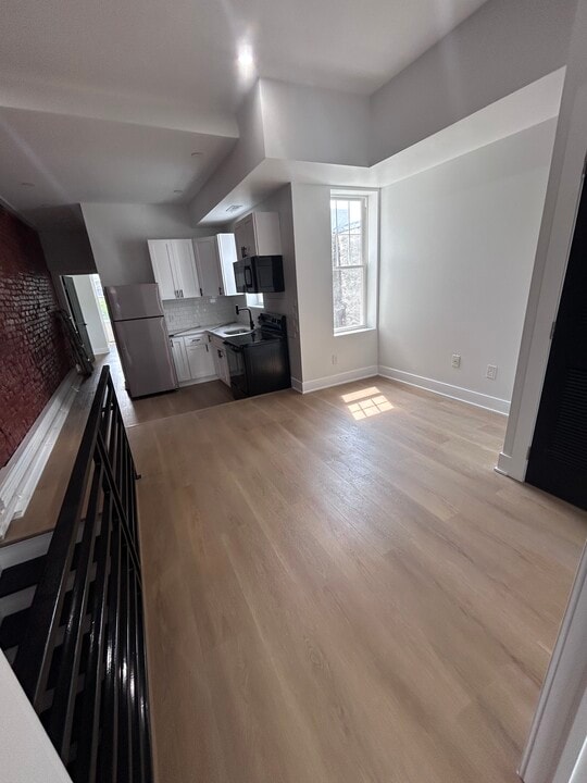 2209 N 10th St, Unit B in Philadelphia, PA - Building Photo