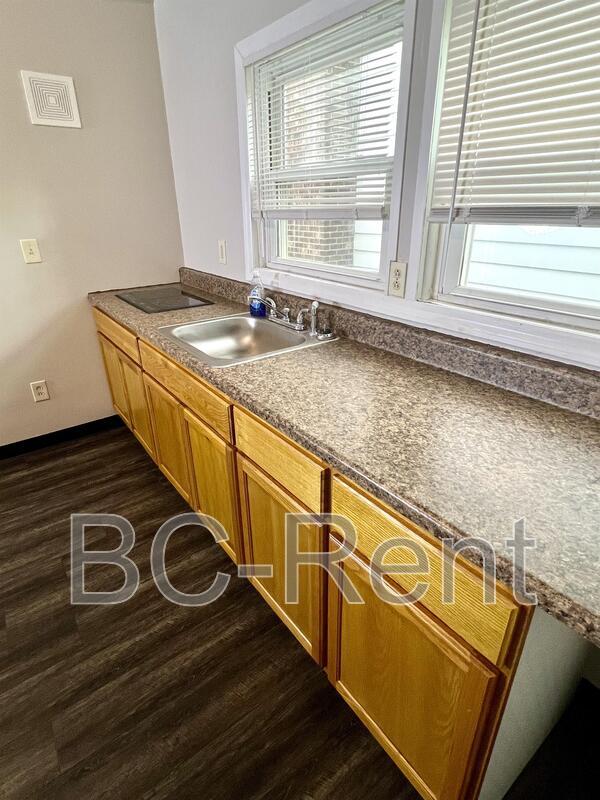 property at 1127 Main St