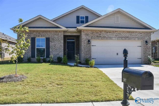 307 Ivyleaf Dr