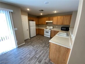 11995 Fairfax Ridge St in Las Vegas, NV - Building Photo - Building Photo