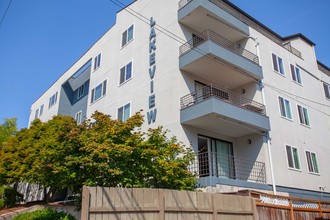 Lakeview Apartments in Seattle, WA - Building Photo - Building Photo