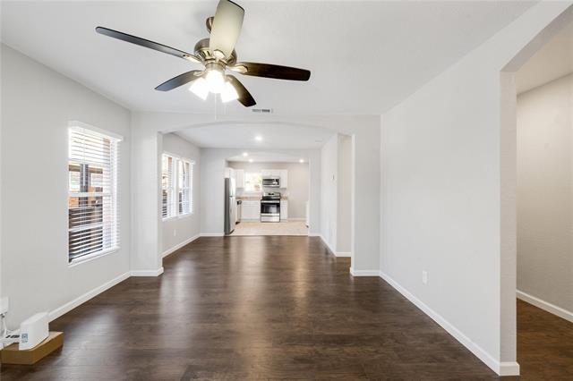 1227 Wilbur St in Dallas, TX - Building Photo