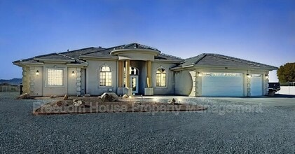 3580 Prairie Ave in Pahrump, NV - Foto de edificio - Building Photo
