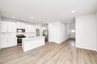 6808 Hart Oak Ct in Conroe, TX - Building Photo - Building Photo