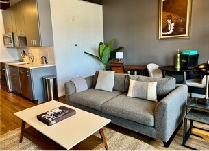 63 Melcher St in Boston, MA - Building Photo - Building Photo