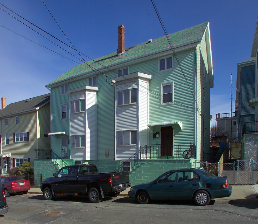 94-100 Hunter St in Fall River, MA - Foto de edificio