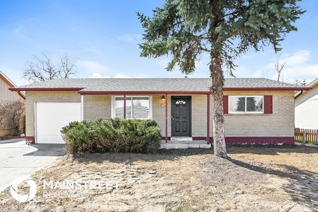 property at 15004 E Maxwell Pl