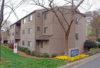 Poplar Grove in Charlotte, NC - Foto de edificio - Building Photo