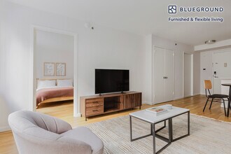 120 W 21st St in New York, NY - Building Photo - Building Photo
