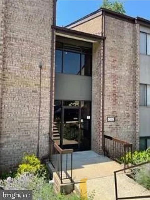 19016 Mills Choice Rd in Gaithersburg, MD - Building Photo - Building Photo
