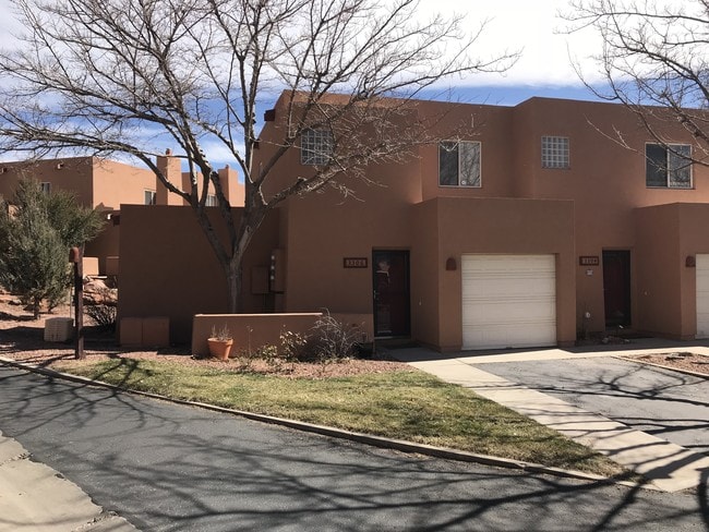 property at 3306 Fairway Loop