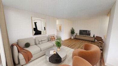 Royal Tower in Mississauga, ON - Building Photo - Building Photo